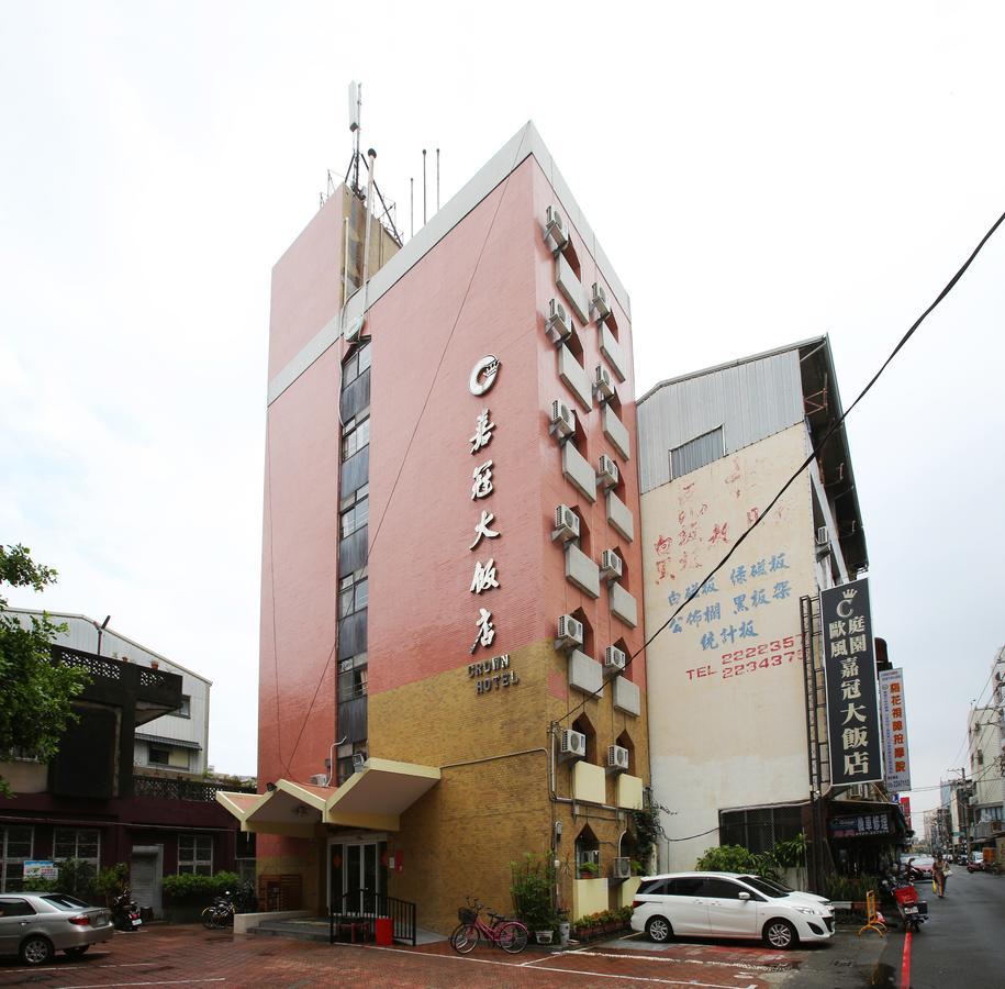 Chiayi Crown Hotel Екстериор снимка